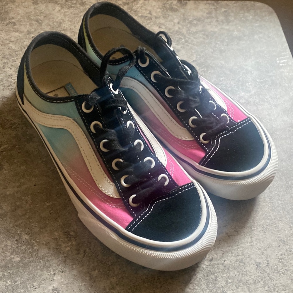 Girl/Women Vans